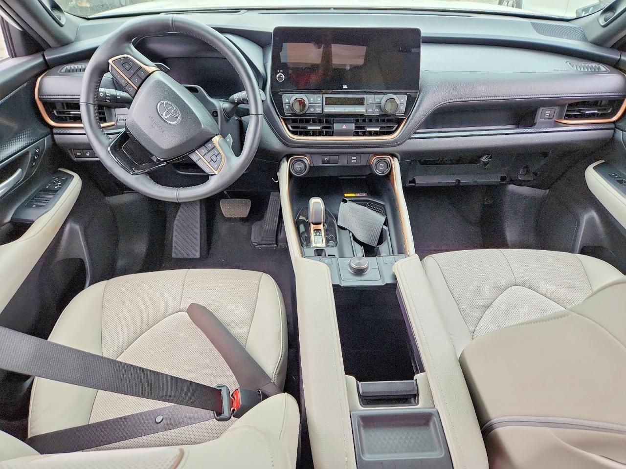 Toyota Grand Highlander Hybrid Max Platinum