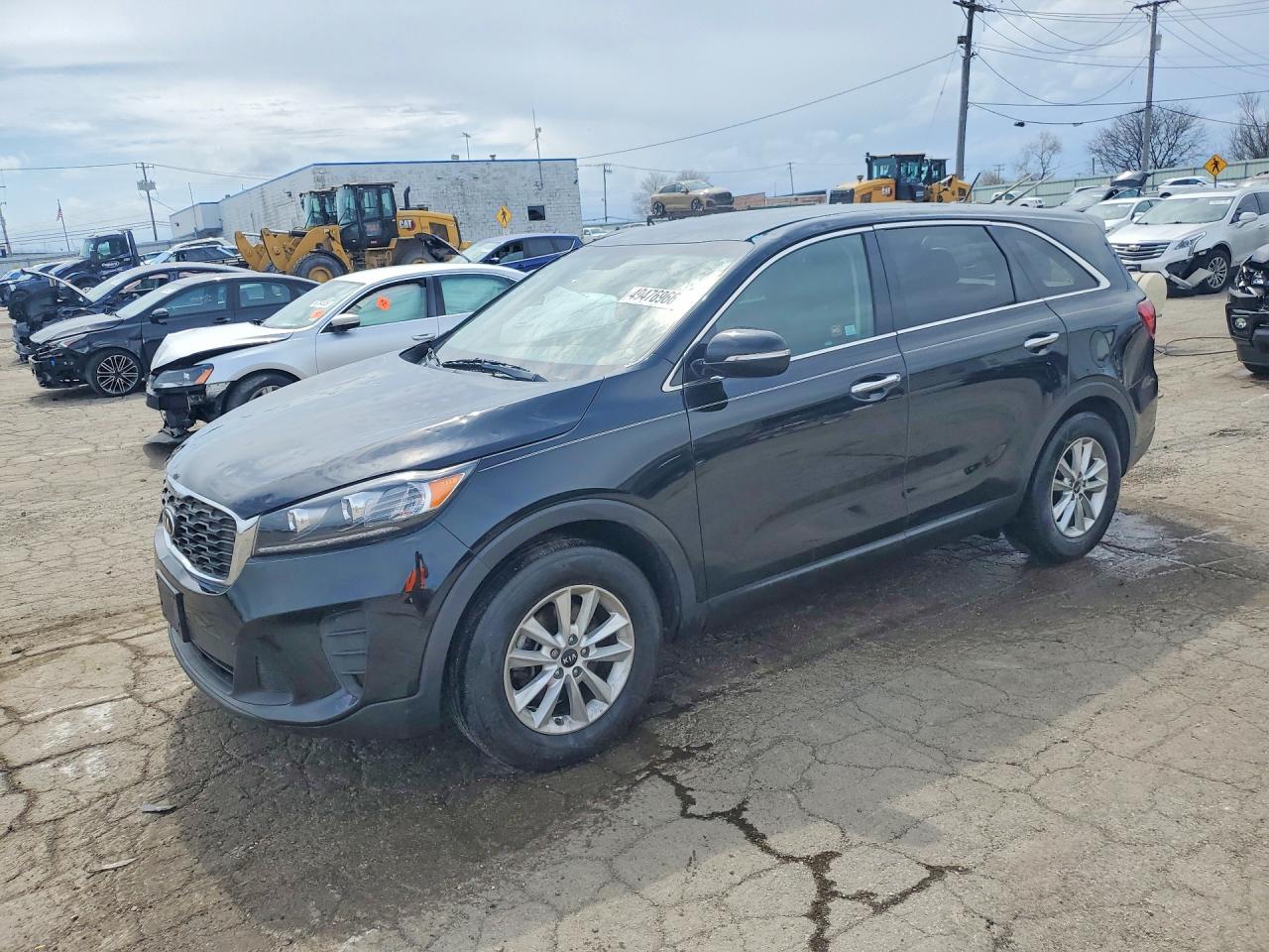 Salvage Kia Sorento Image