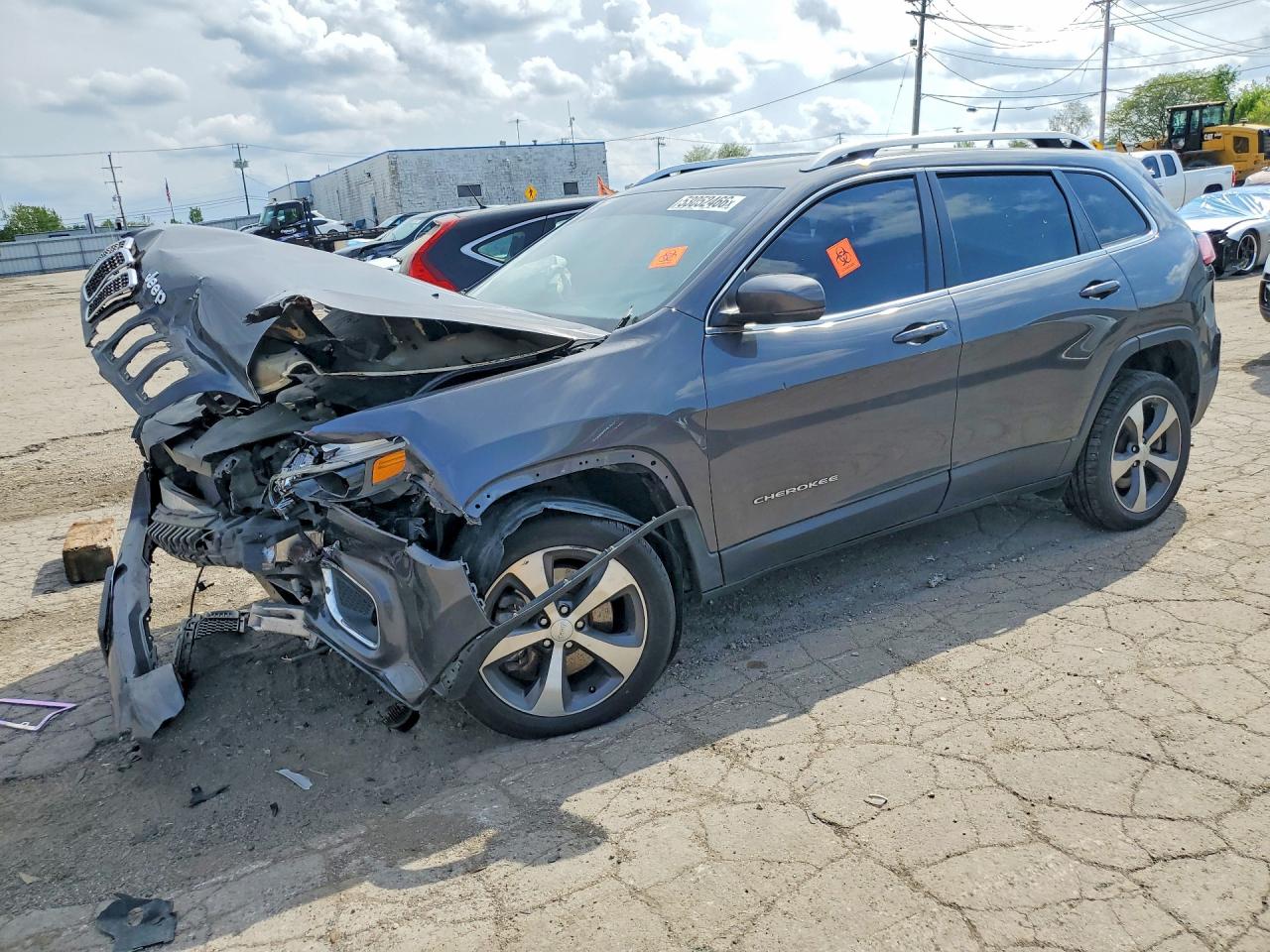 Salvage Jeep Cherokee Image