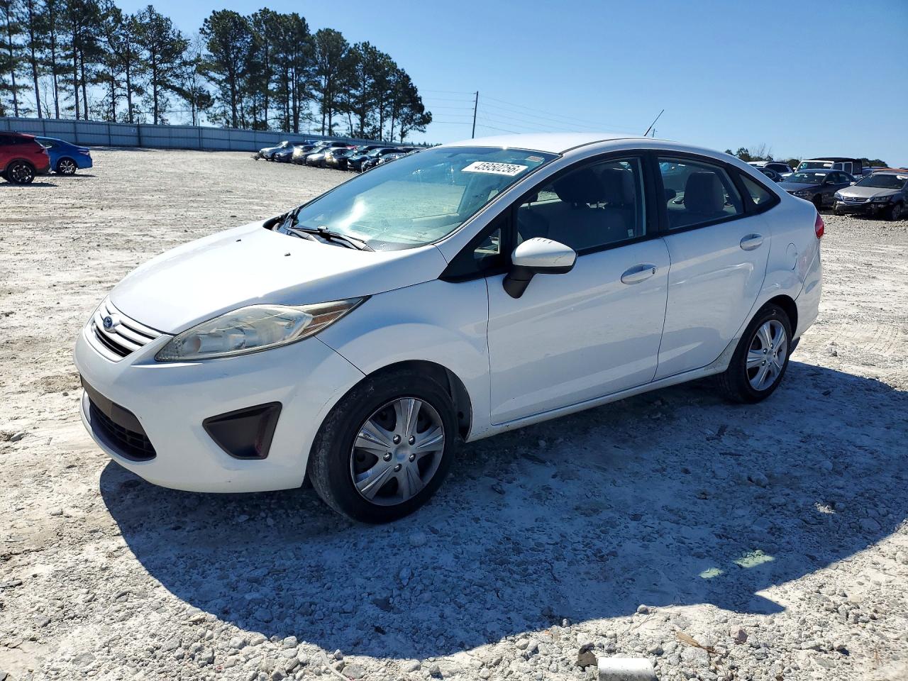 Salvage Ford Fiesta Image