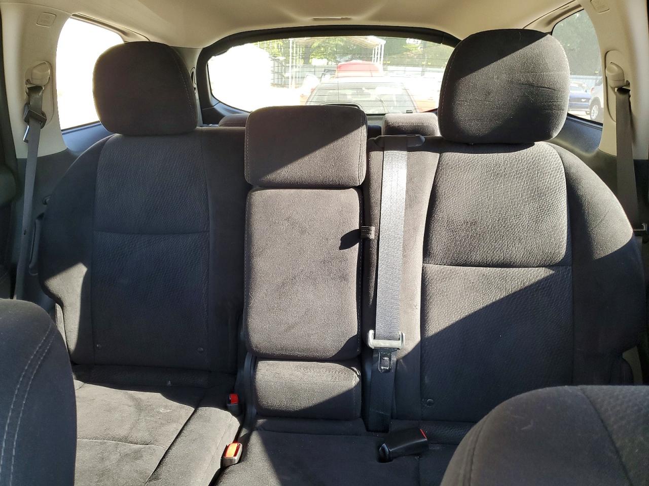 Nissan Pathfinder S