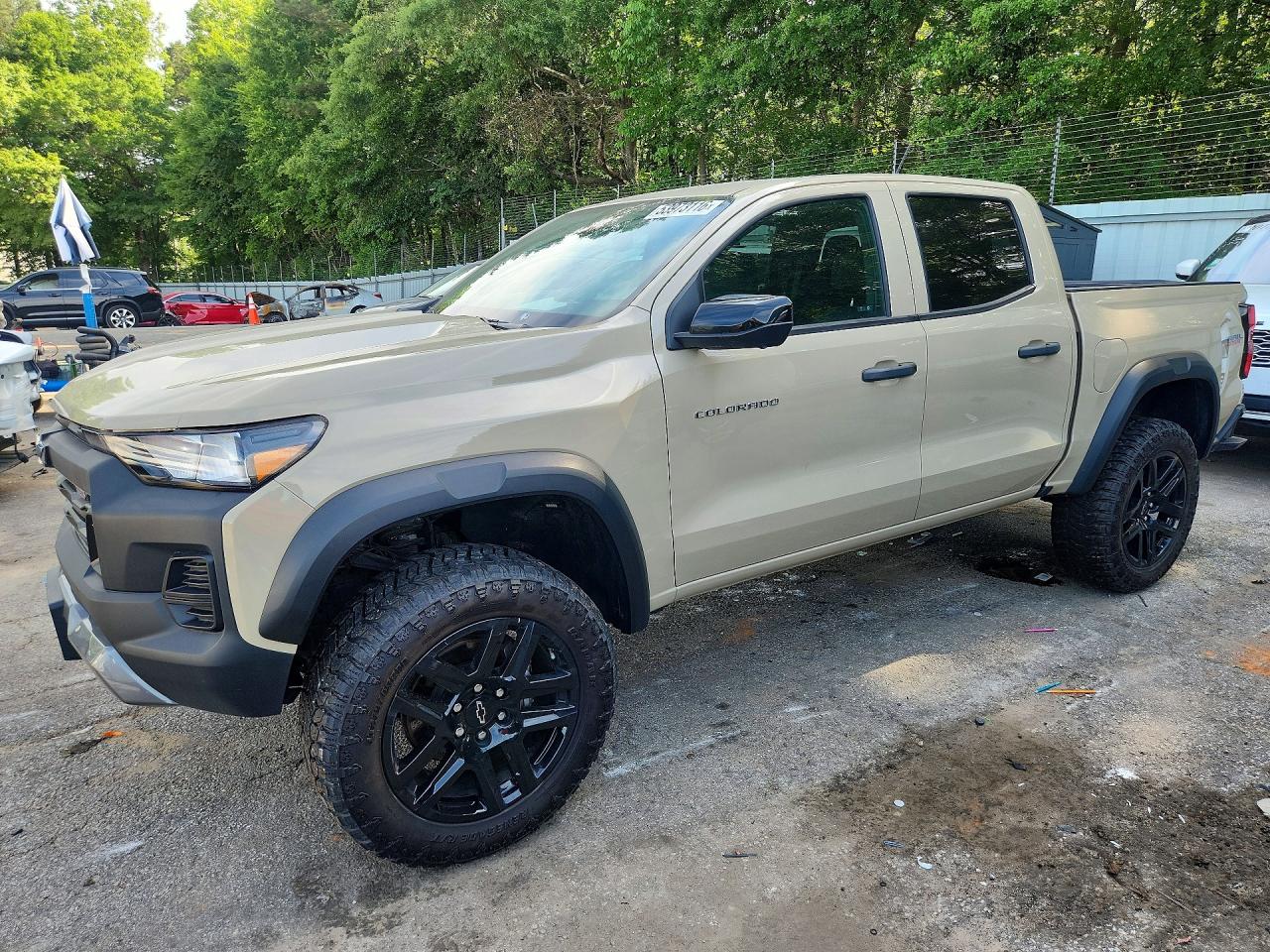 Salvage Chevrolet Colorado Image