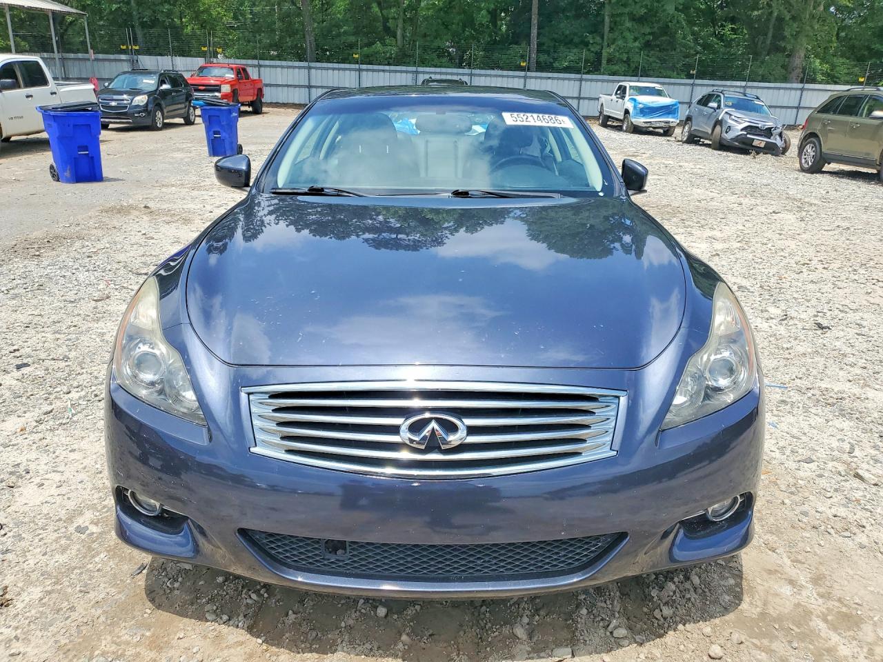 INFINITI G37 Base