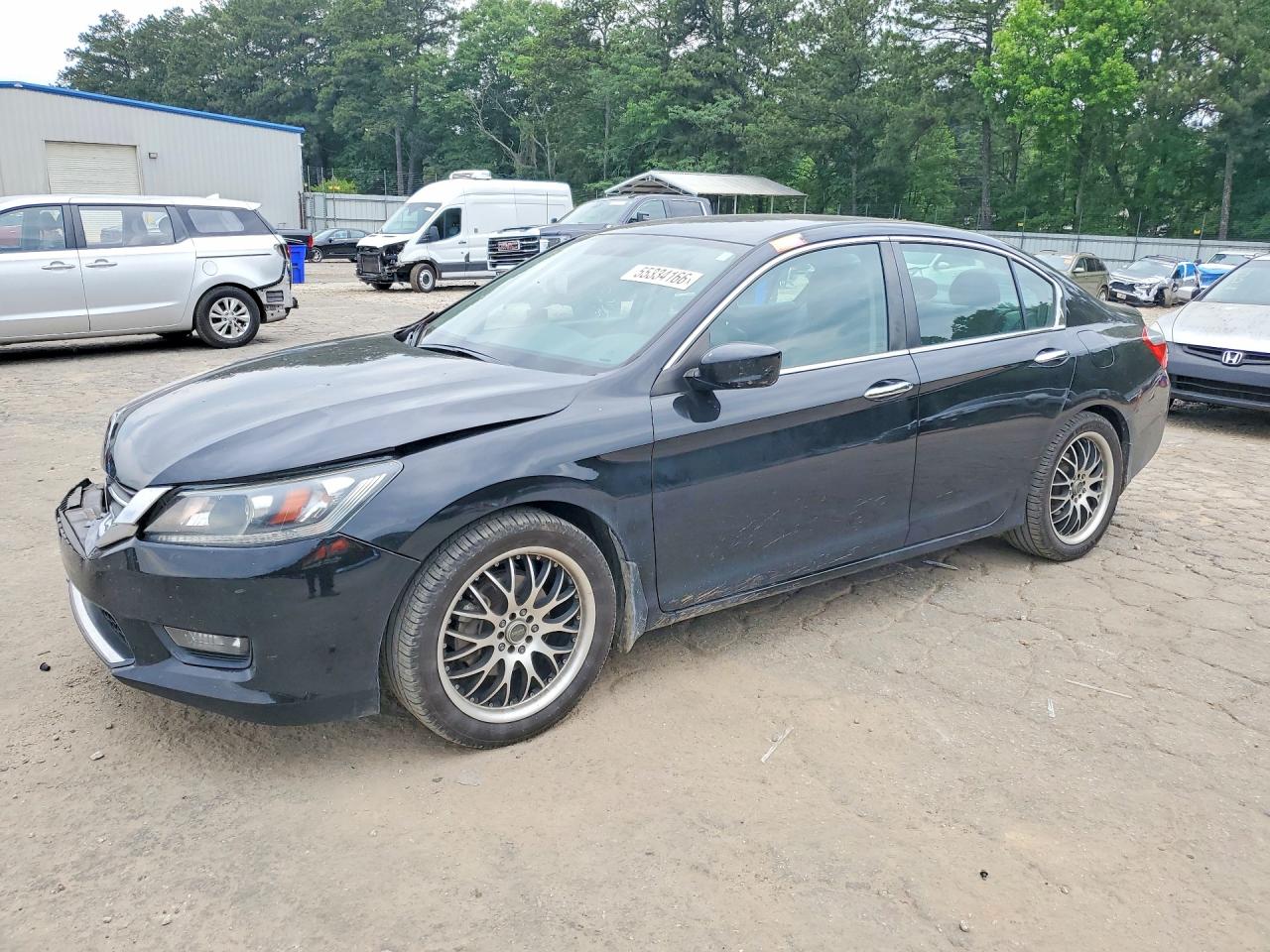 Salvage Honda Accord Image