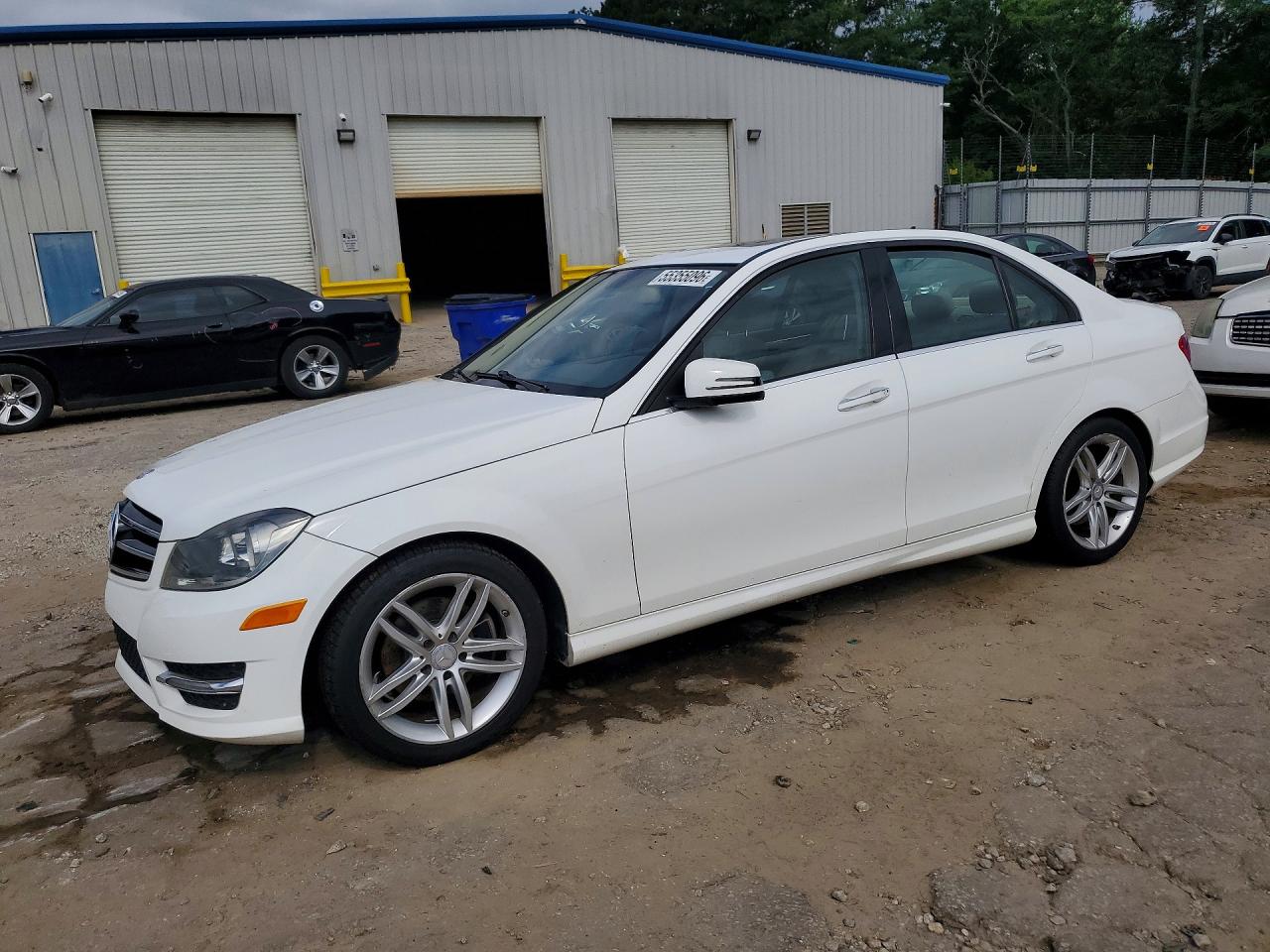Salvage Mercedes-Benz C-Class Image