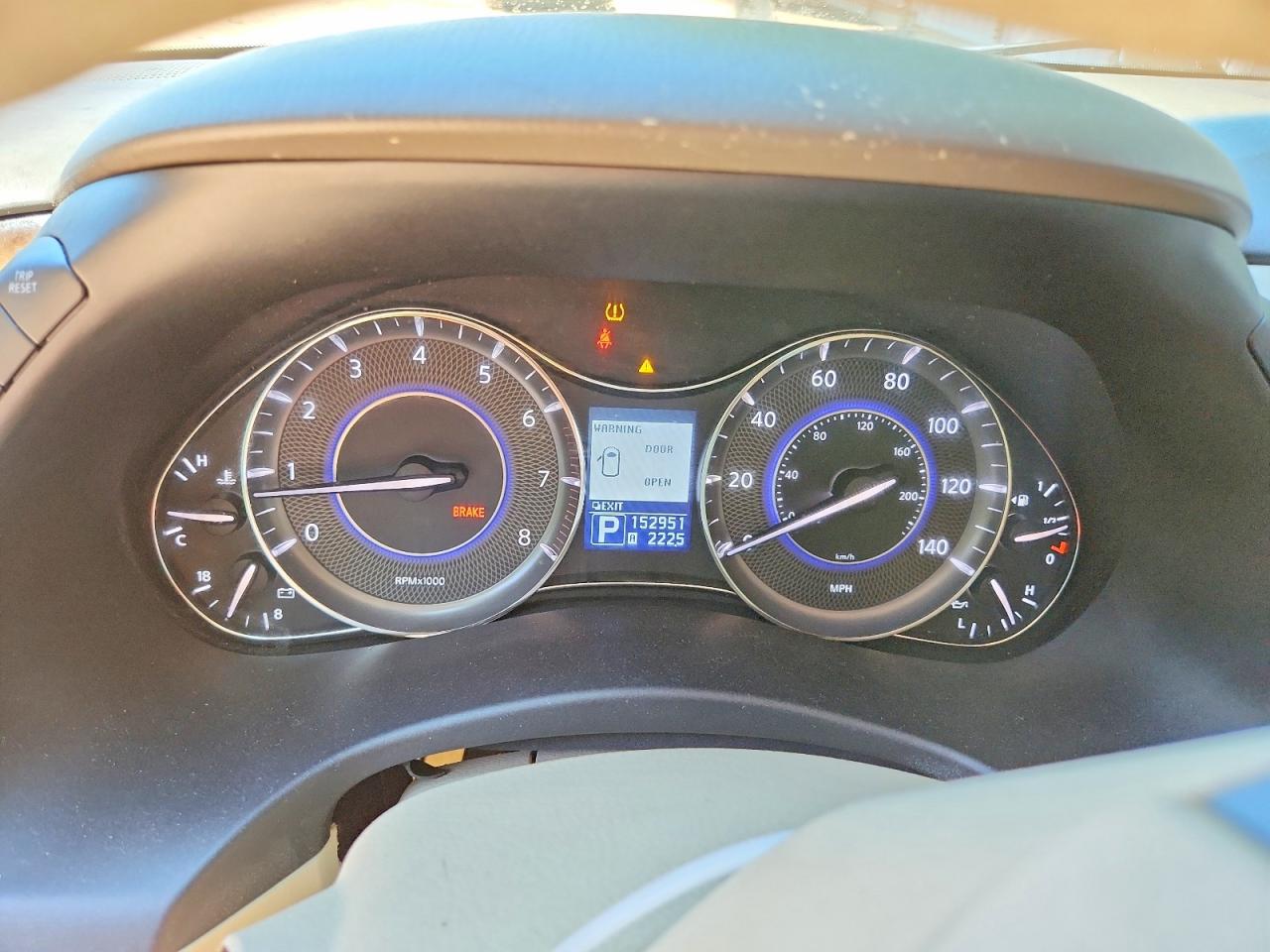 INFINITI Qx Base