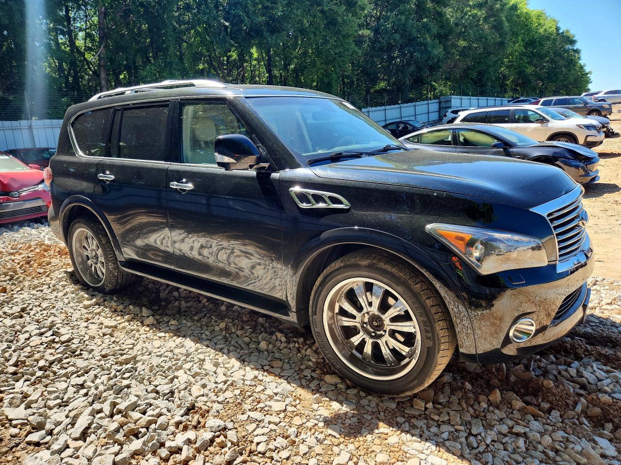 INFINITI Qx Base