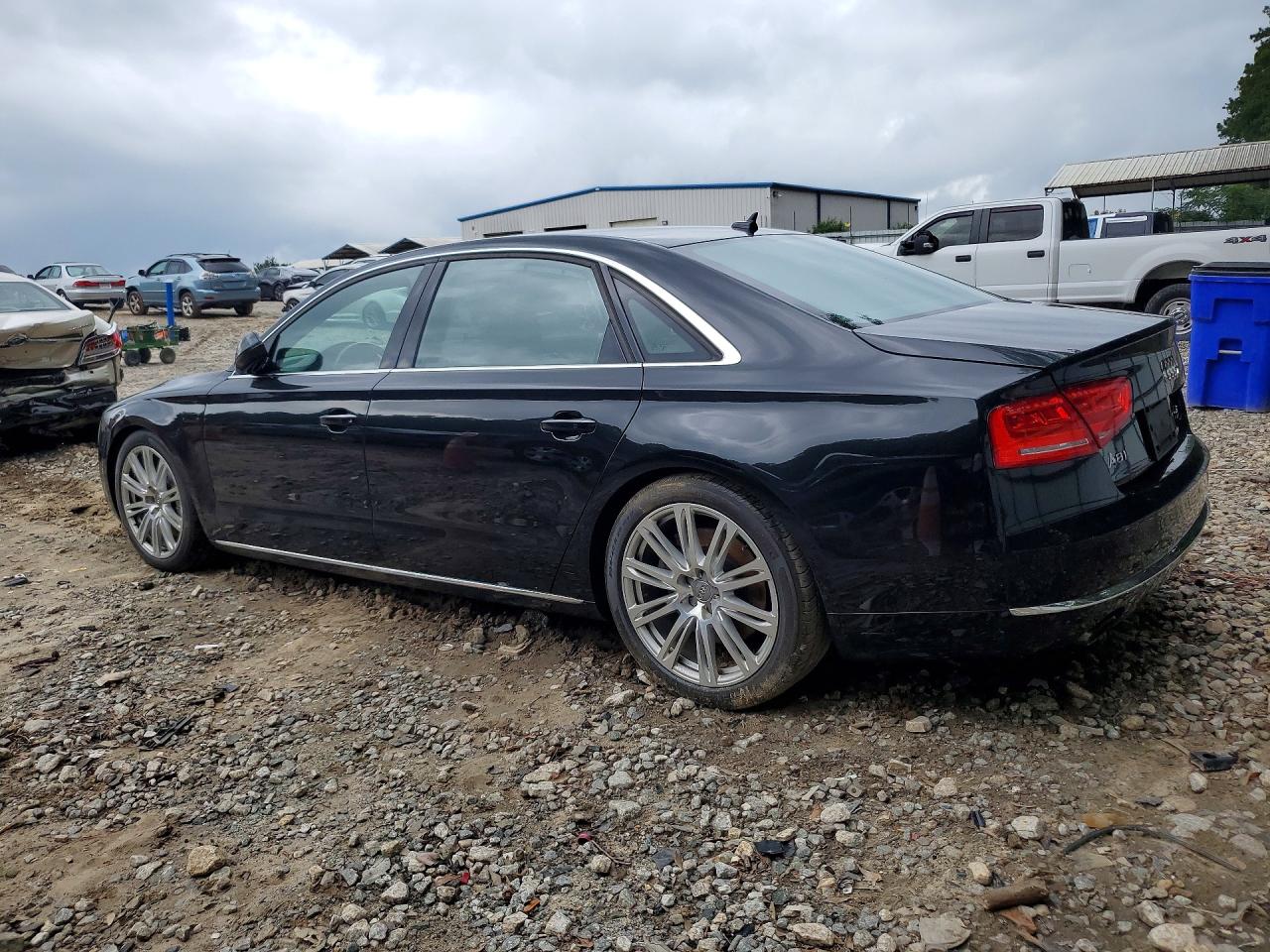 Audi A8 L Quattro