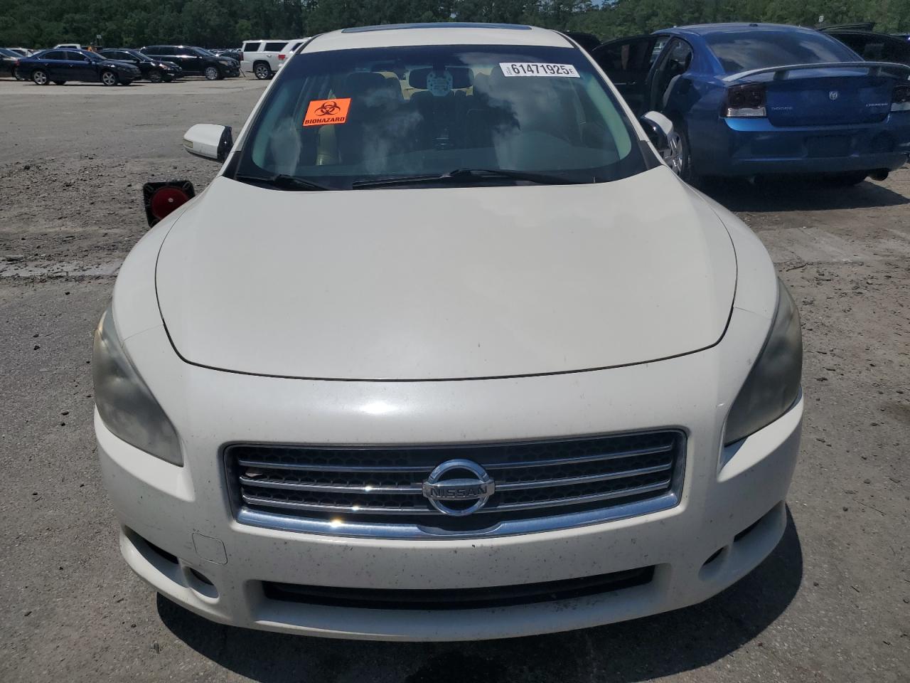 Nissan Maxima S