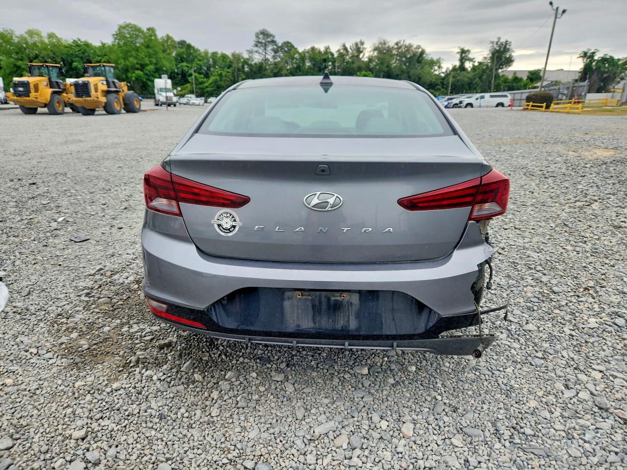 Hyundai ELANTRA Sel