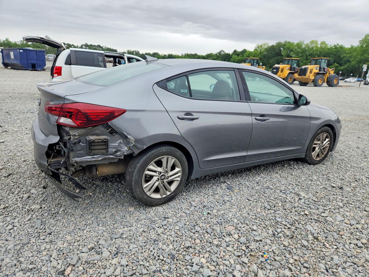 Hyundai ELANTRA Sel