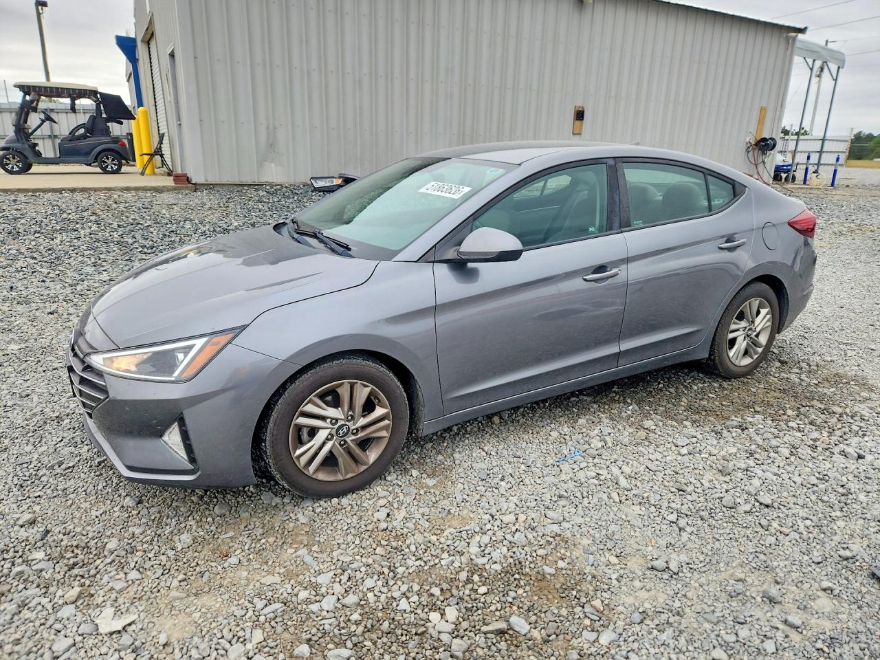 Salvage Hyundai ELANTRA Image