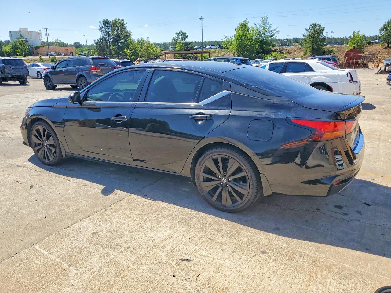 Nissan Altima Sr
