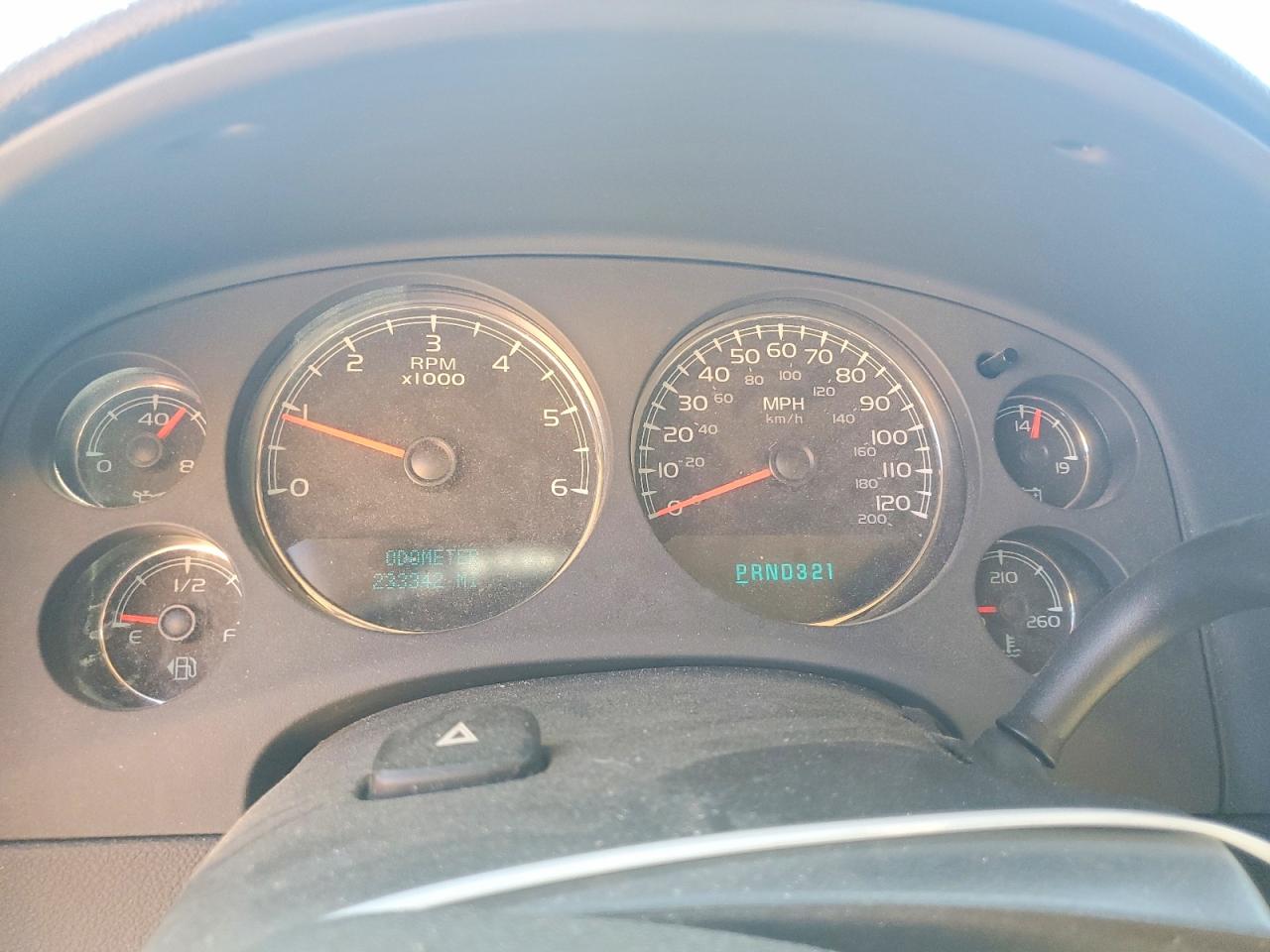 Chevrolet Suburban K1500 Ls