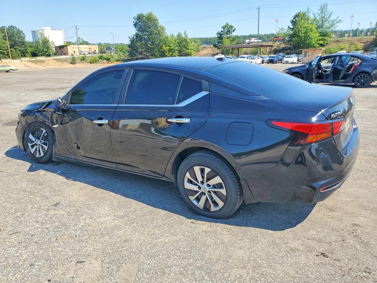 Nissan Altima S