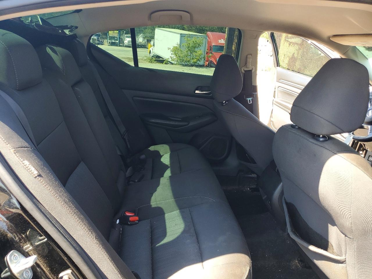 Nissan Altima S