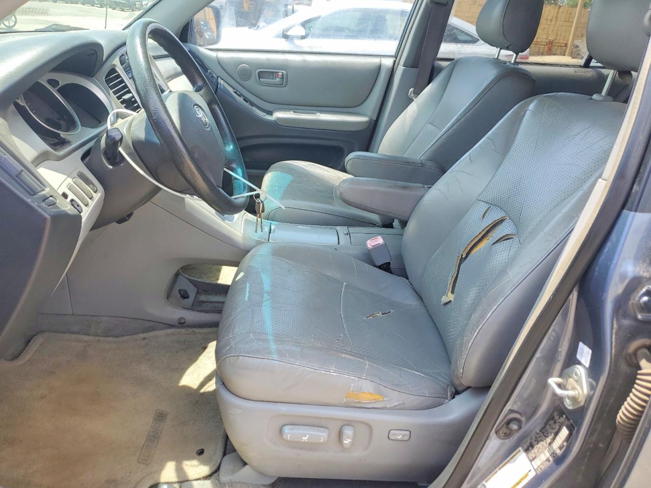 Toyota Highlander Base