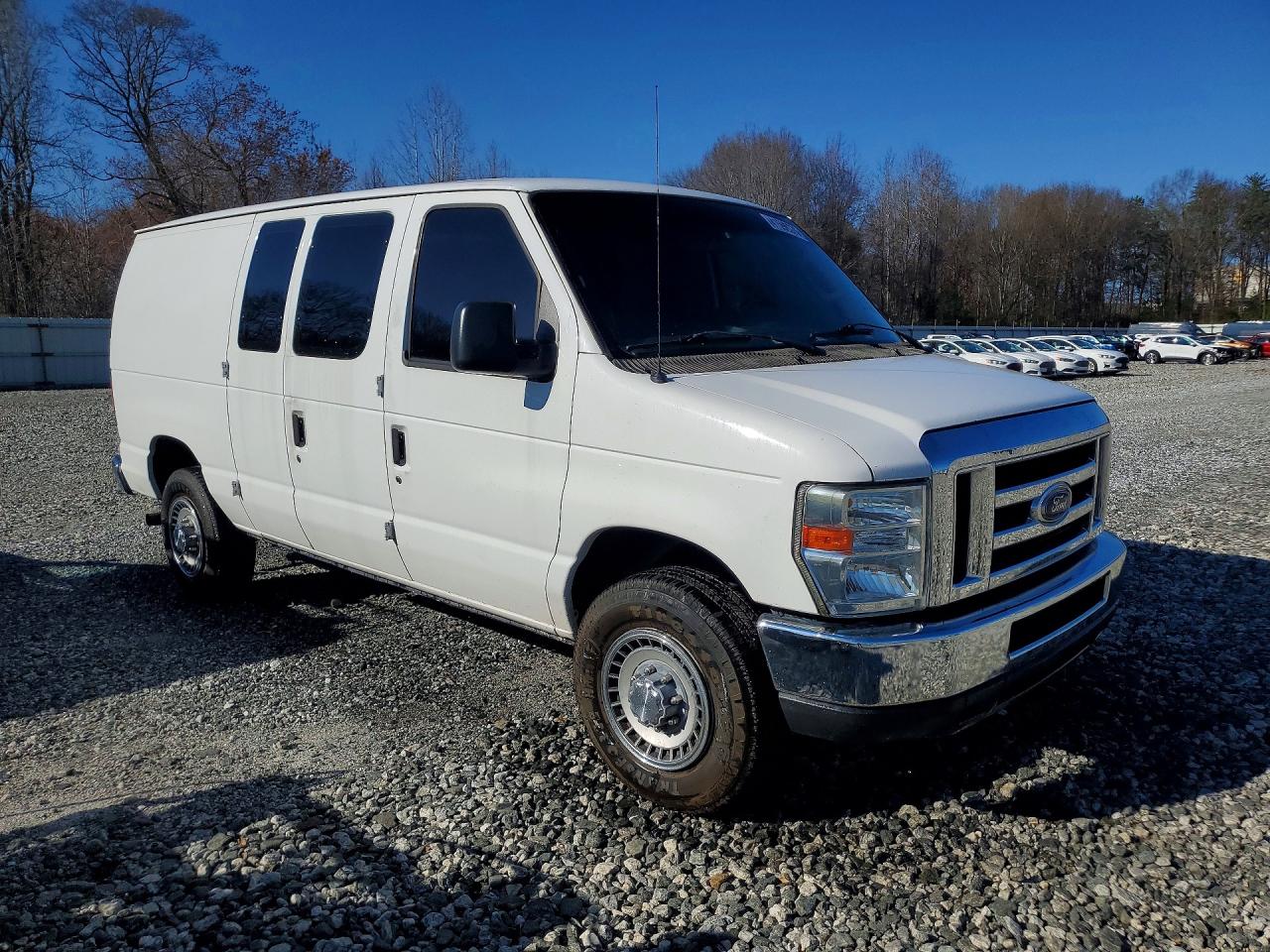 Ford Econoline E250 Van