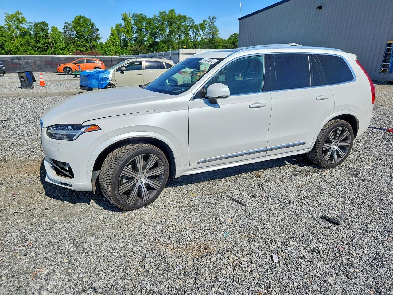 Salvage Volvo XC90 Image
