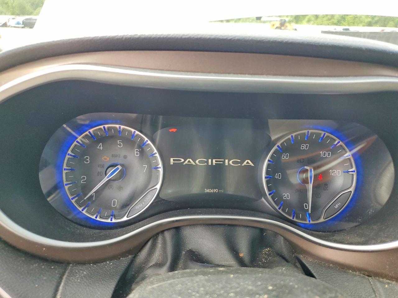 Chrysler Pacifica