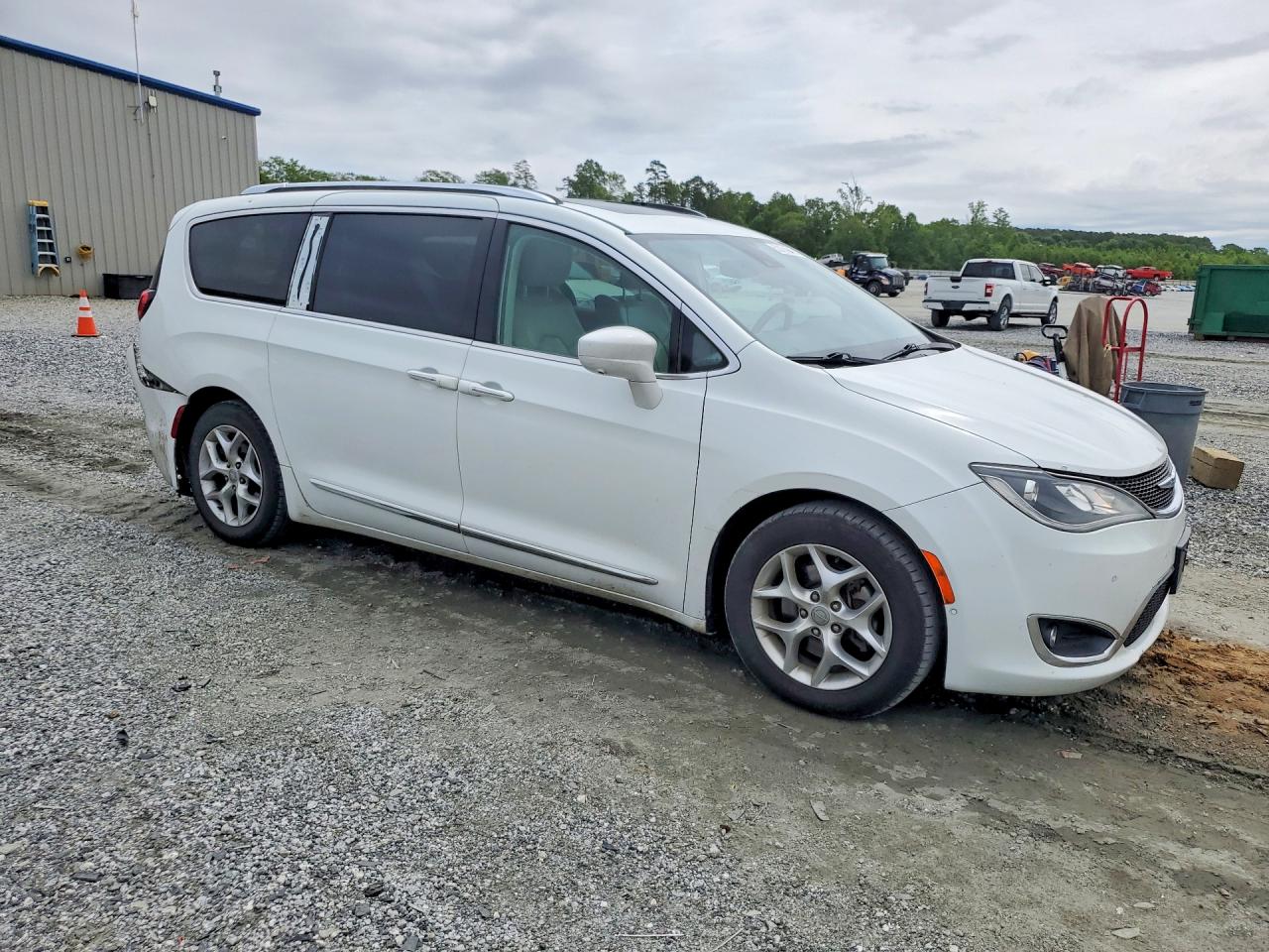 Chrysler Pacifica