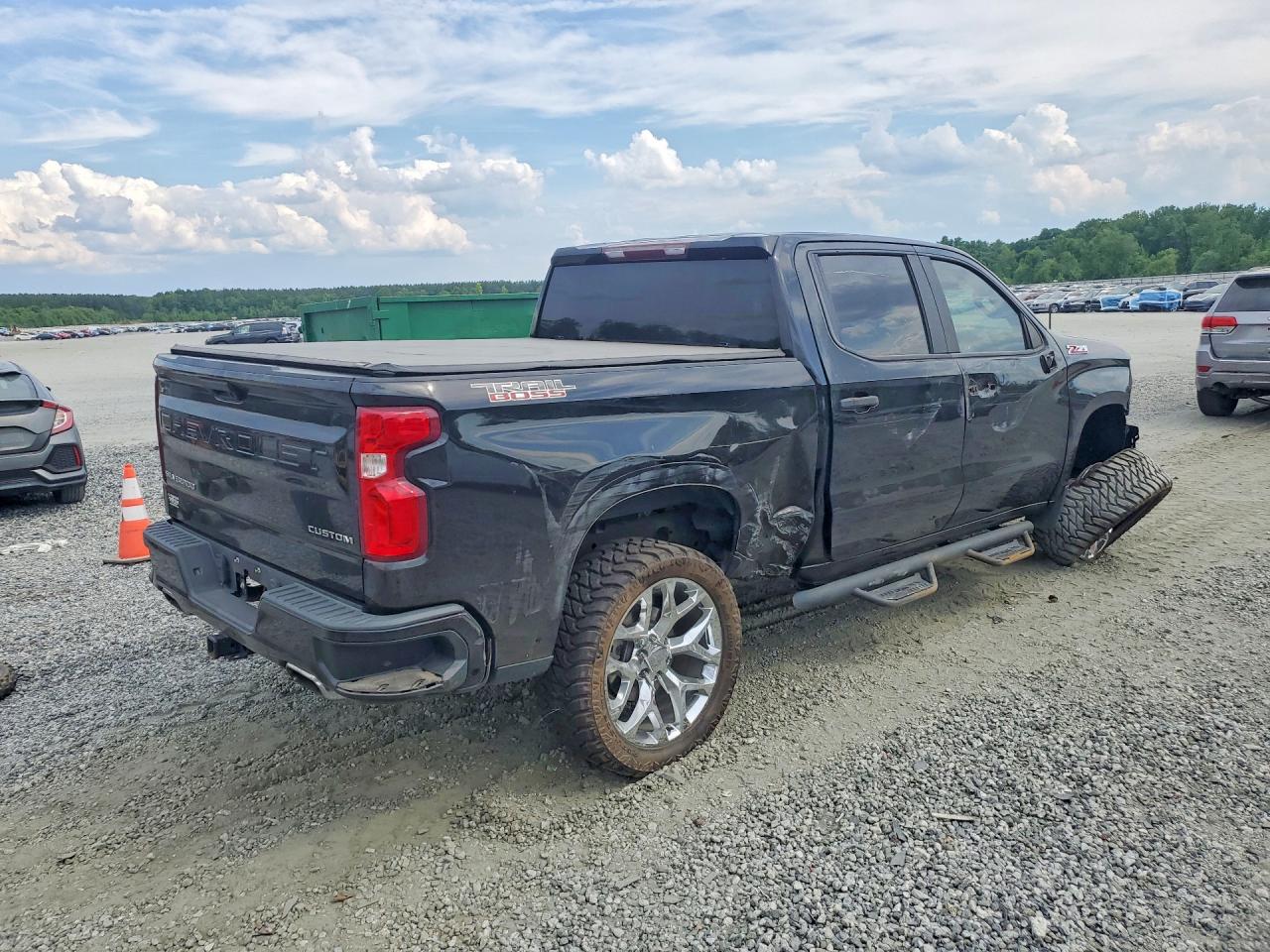 Chevrolet Silverado K1500 Trail Boss Custom