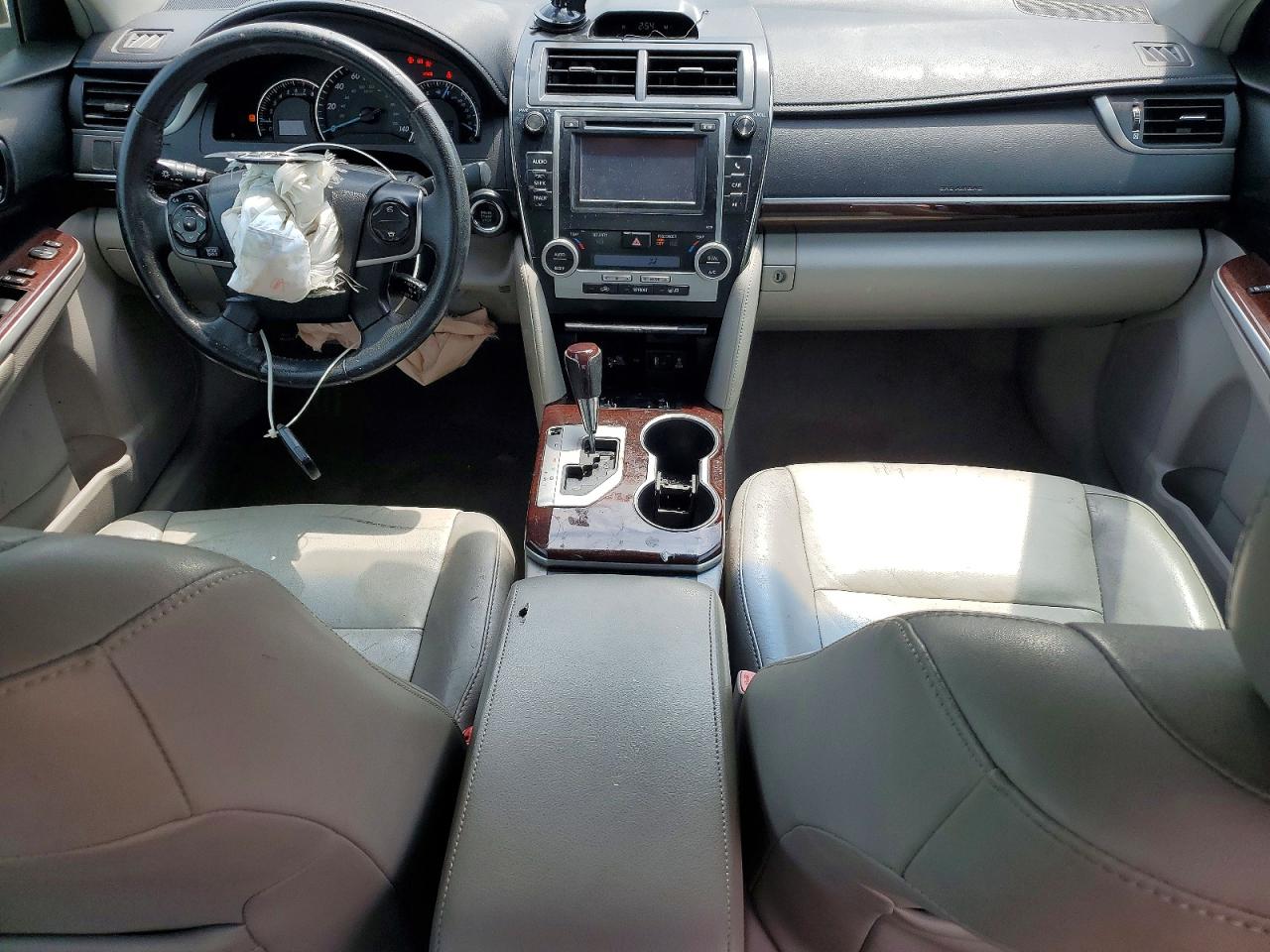 Toyota Camry Xle