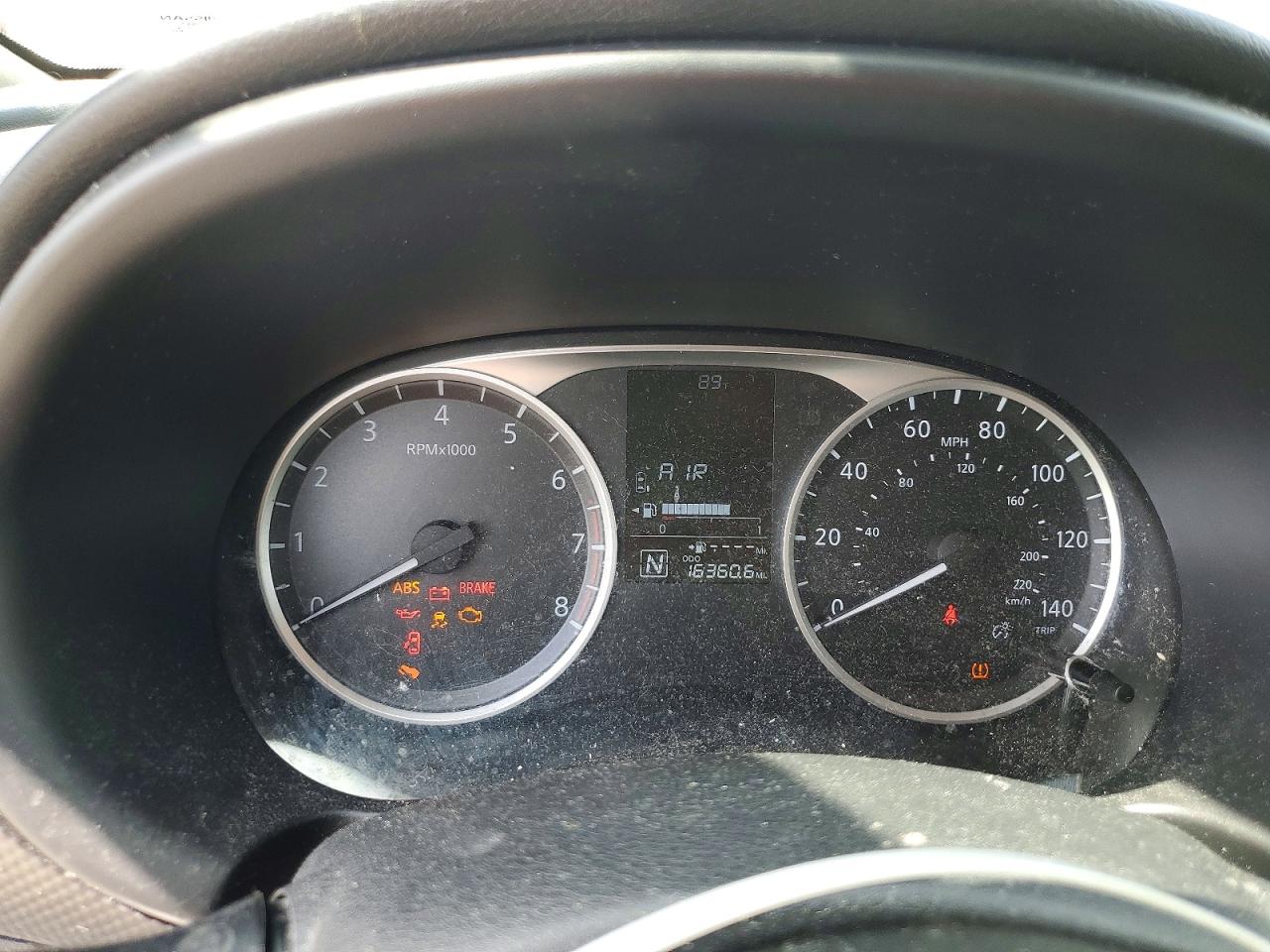Nissan Kicks S