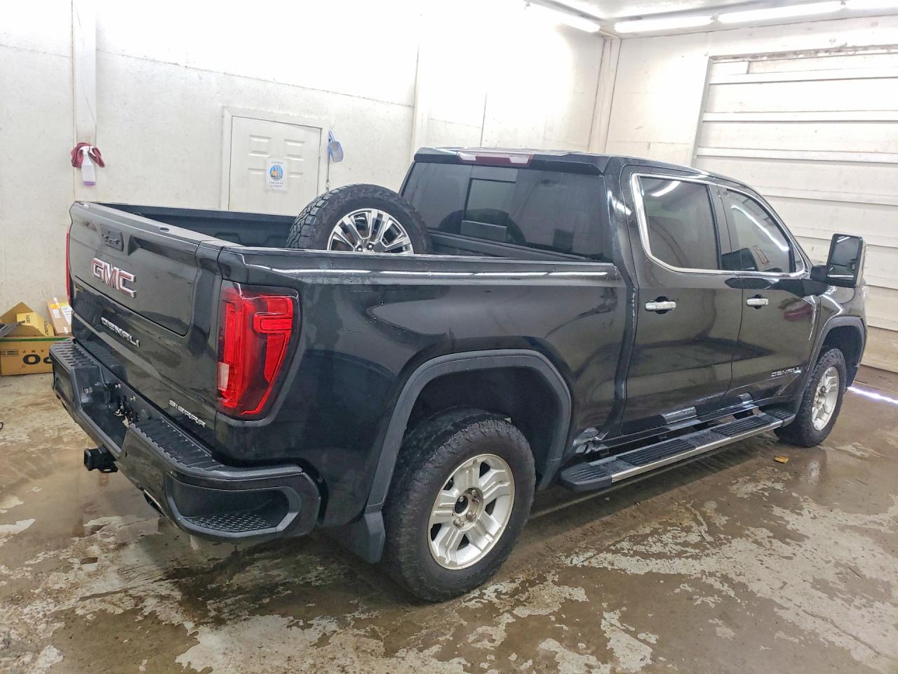 GMC Sierra K1500 Denali