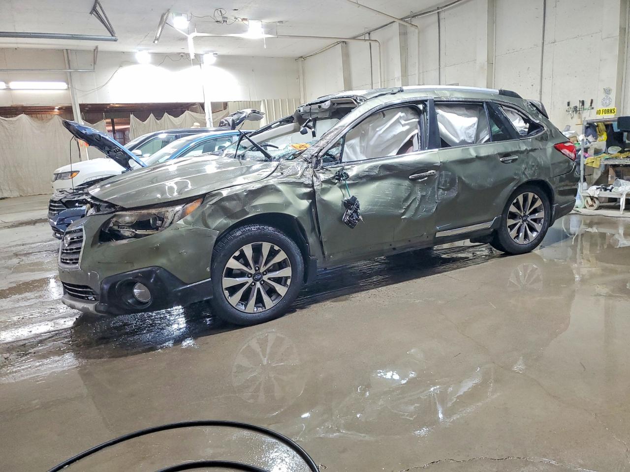 Salvage Subaru Legacy Image