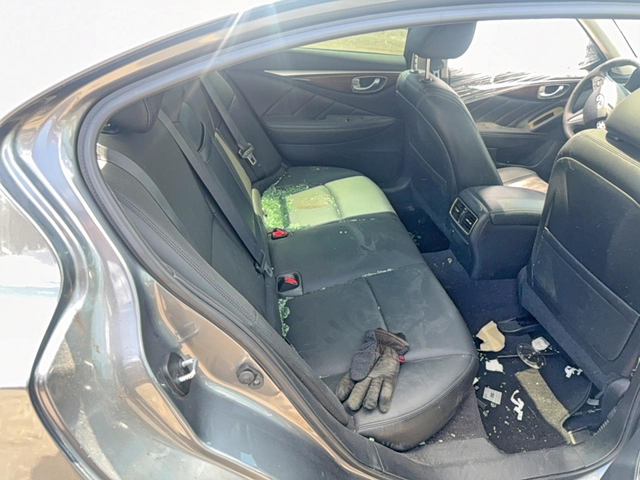 INFINITI Q50 3.0t P 3.0t Premium