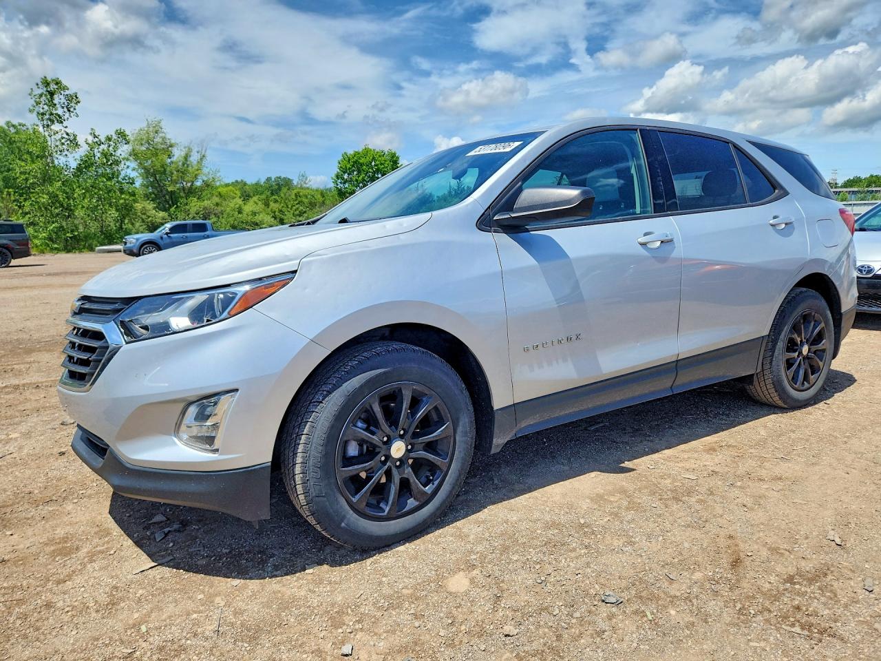 Salvage Chevrolet Equinox Image