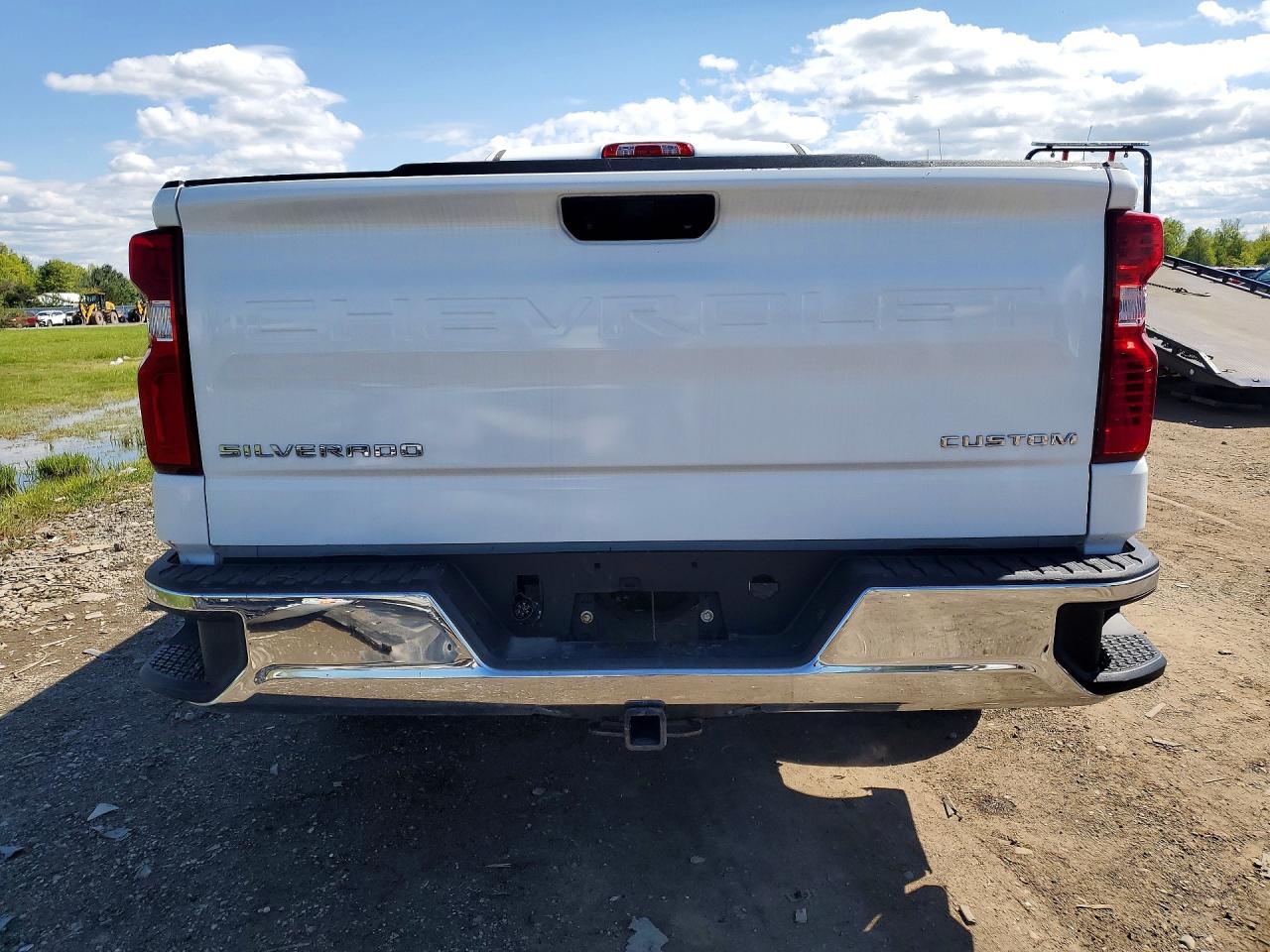 Chevrolet Silverado C1500