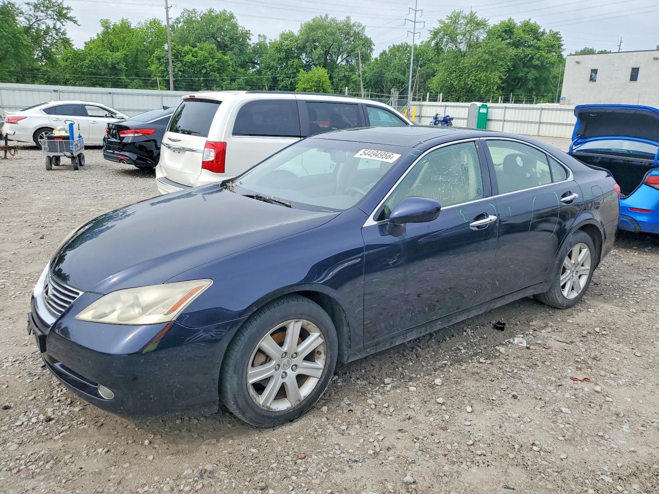 Salvage Lexus Es Image