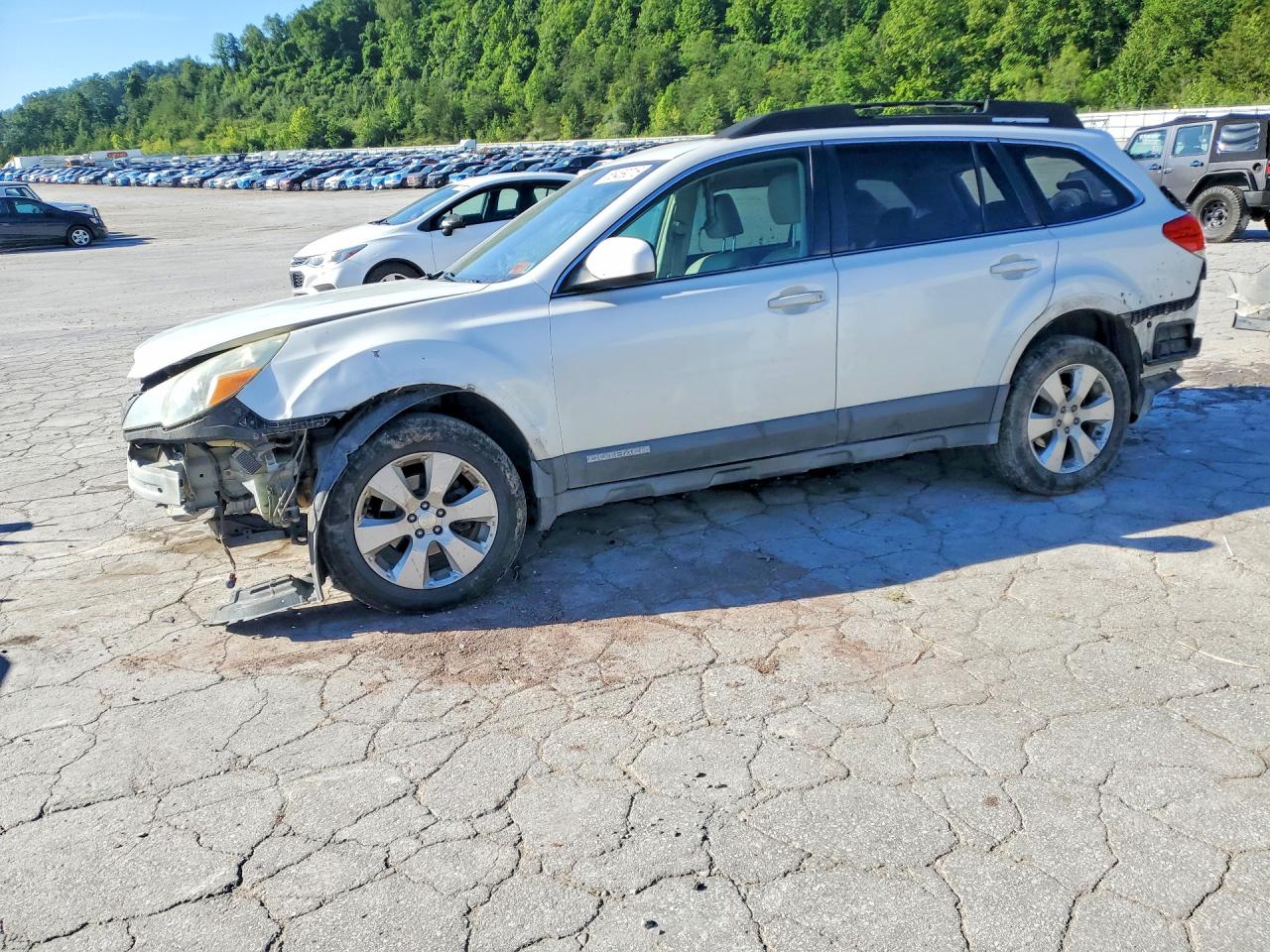 Salvage Subaru Outback Image
