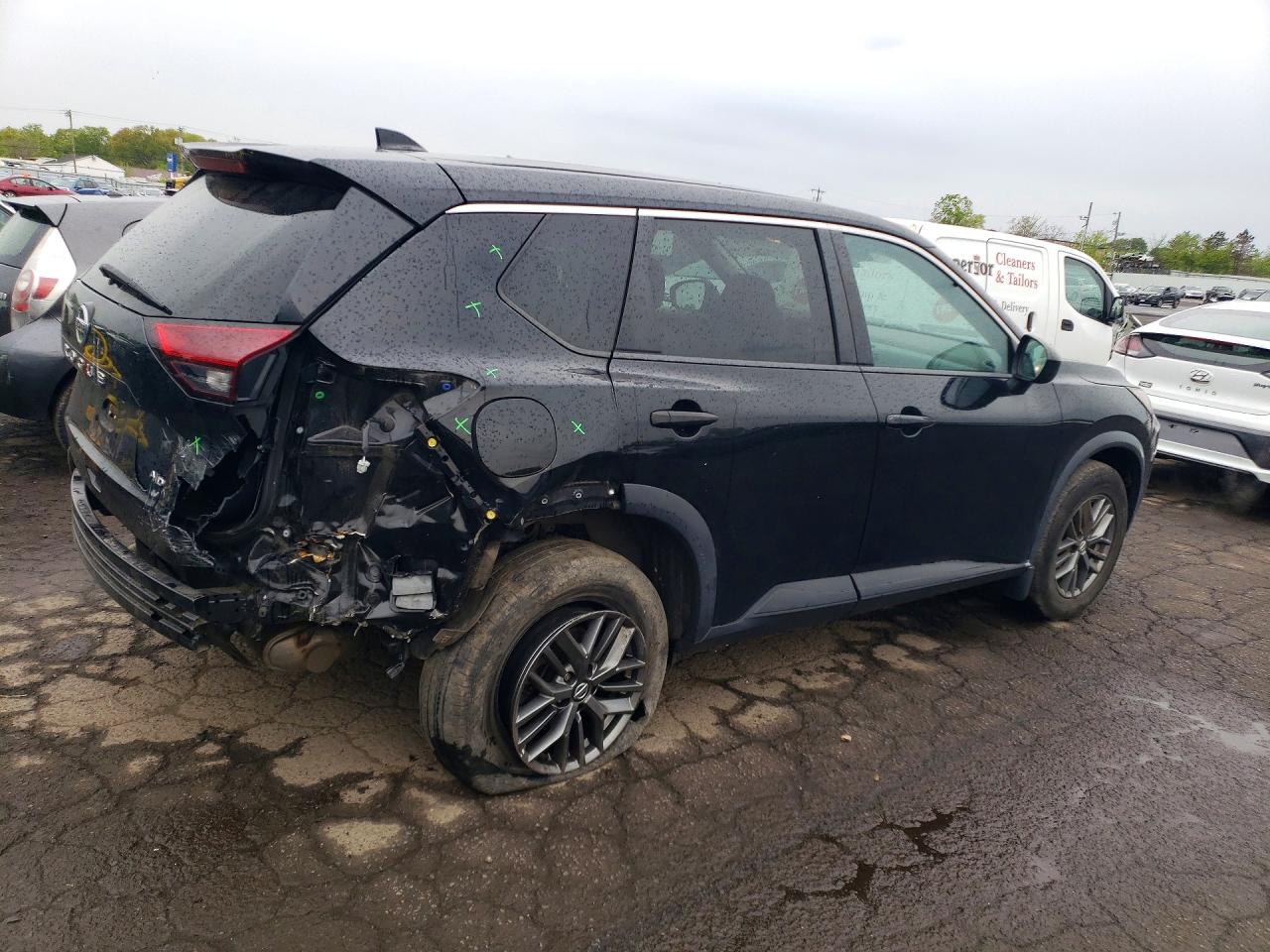Nissan Rogue S