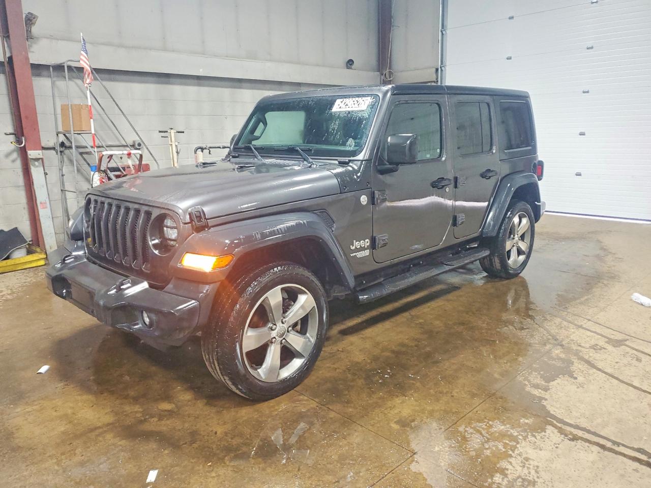 Salvage Jeep Wrangler Image