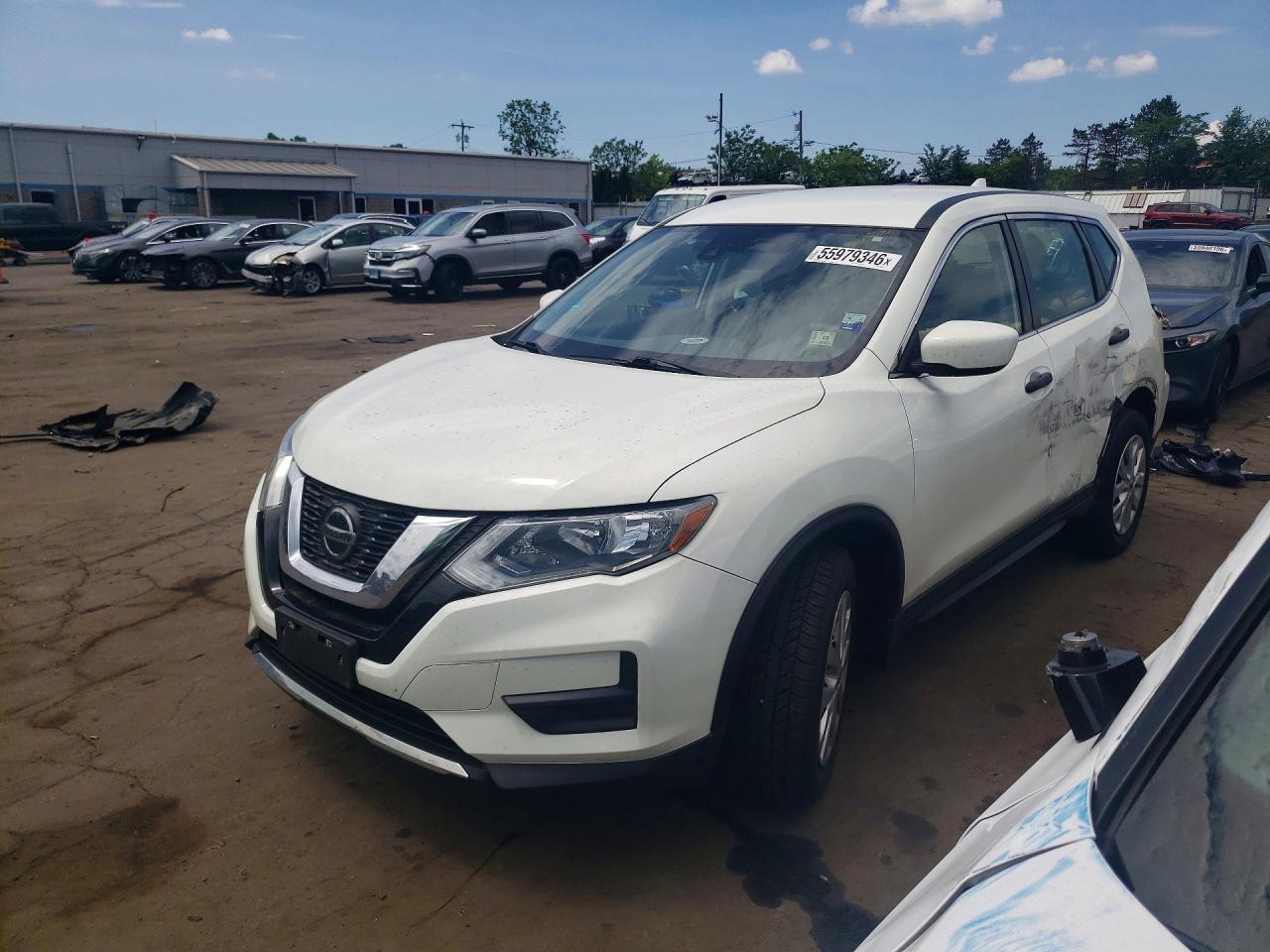 Salvage Nissan Rogue Image