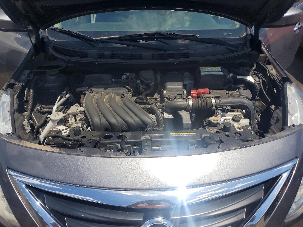 Nissan Versa 1.6 Sv