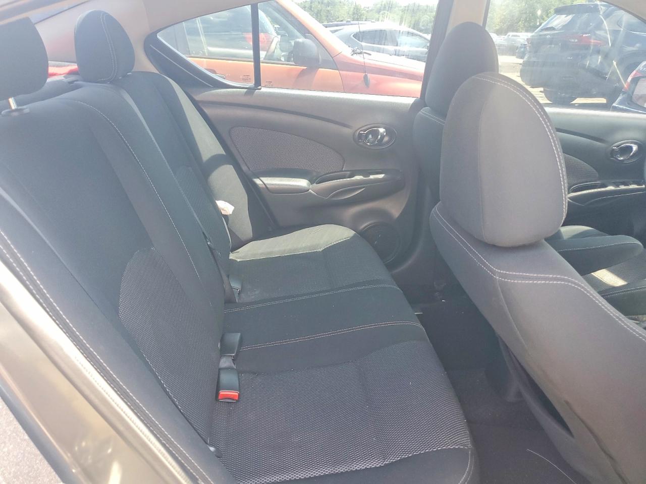 Nissan Versa 1.6 Sv