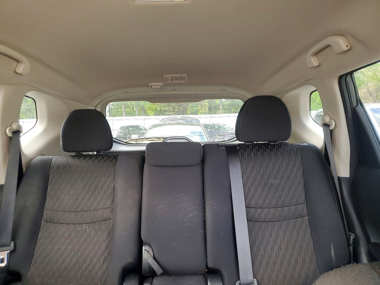 Nissan Rogue S