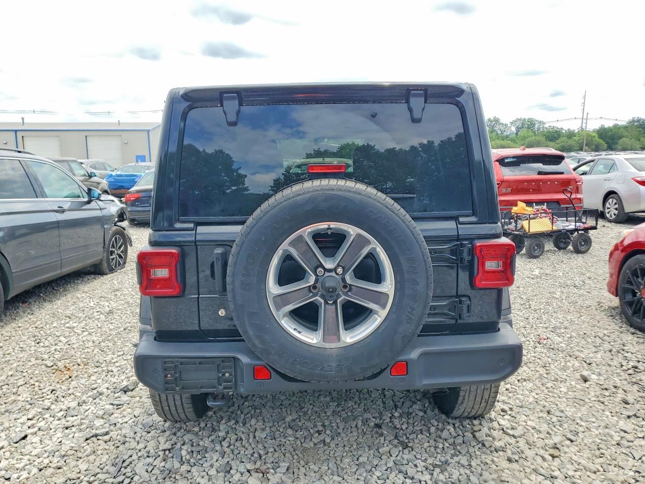 Jeep Wrangler Sahara