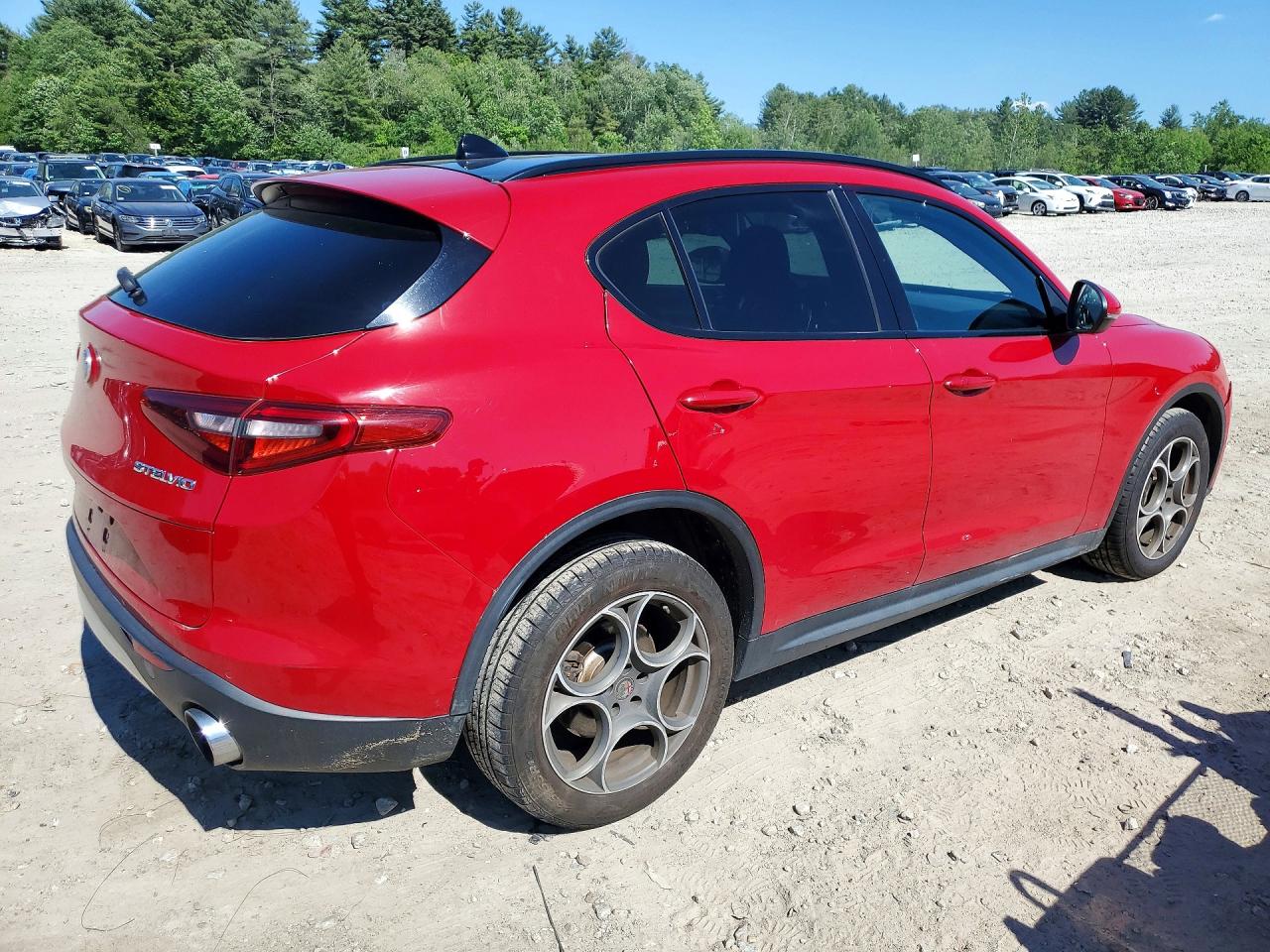 Alfa Romeo Stelvio Sport