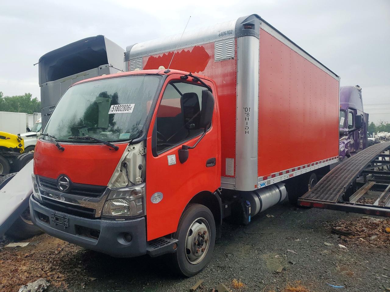 Salvage Hino 195 Image