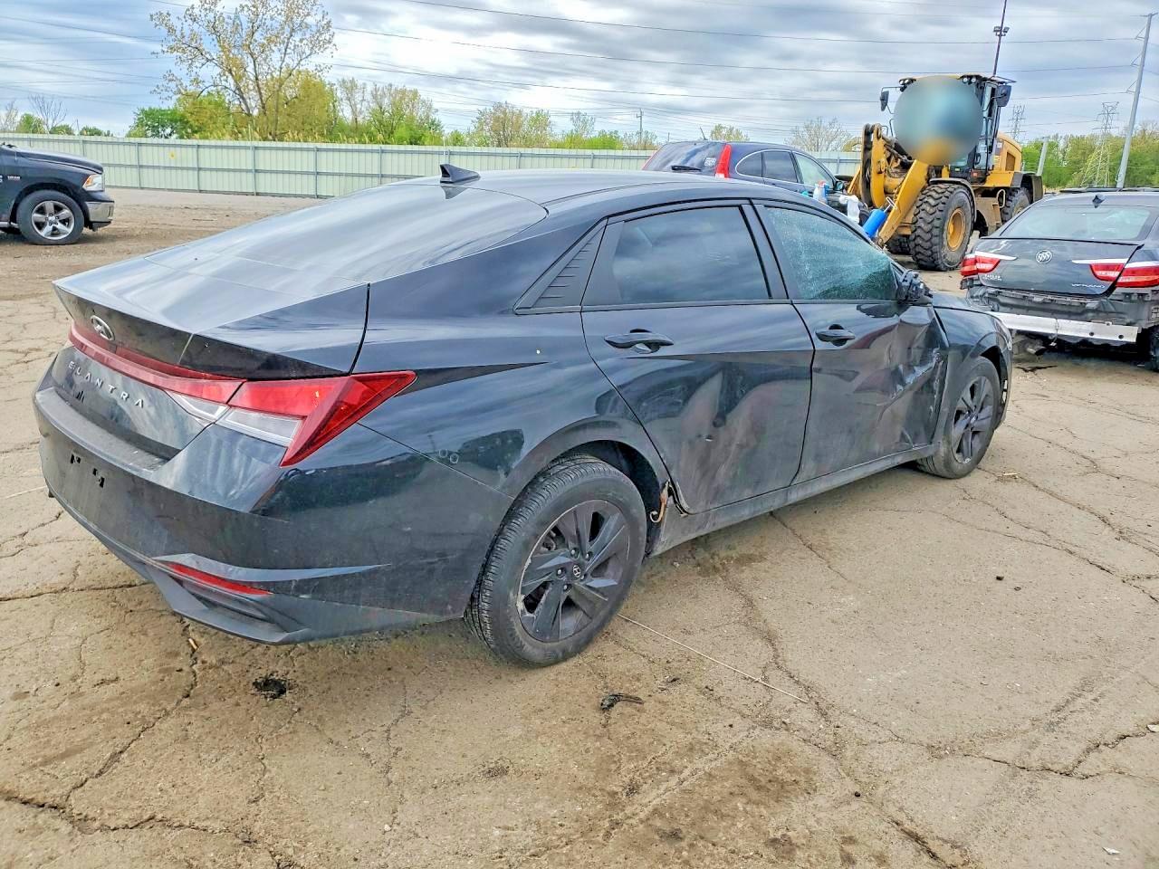 Hyundai ELANTRA Sel