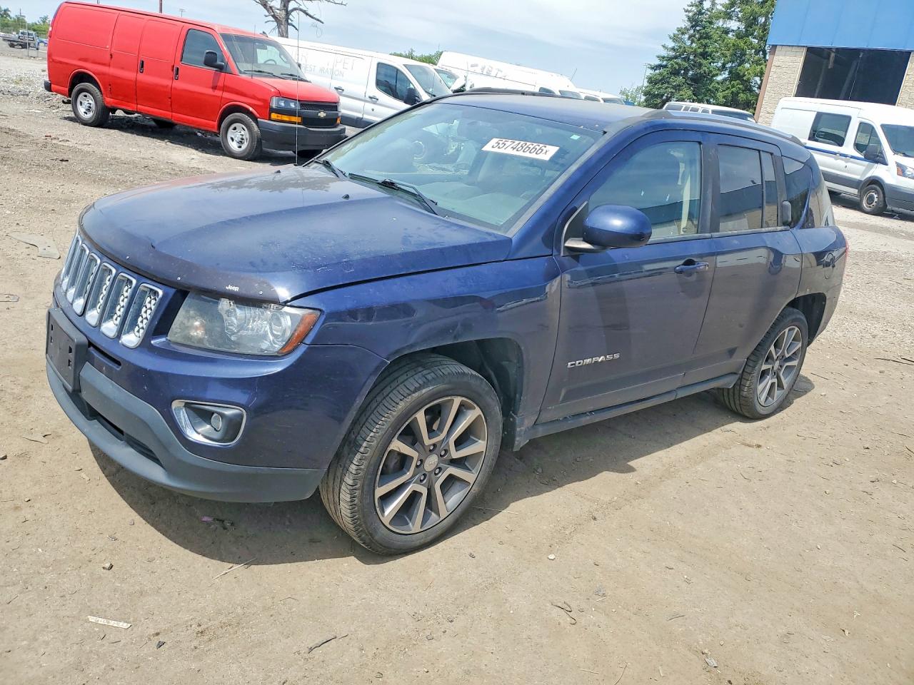 Salvage Jeep Compass Image