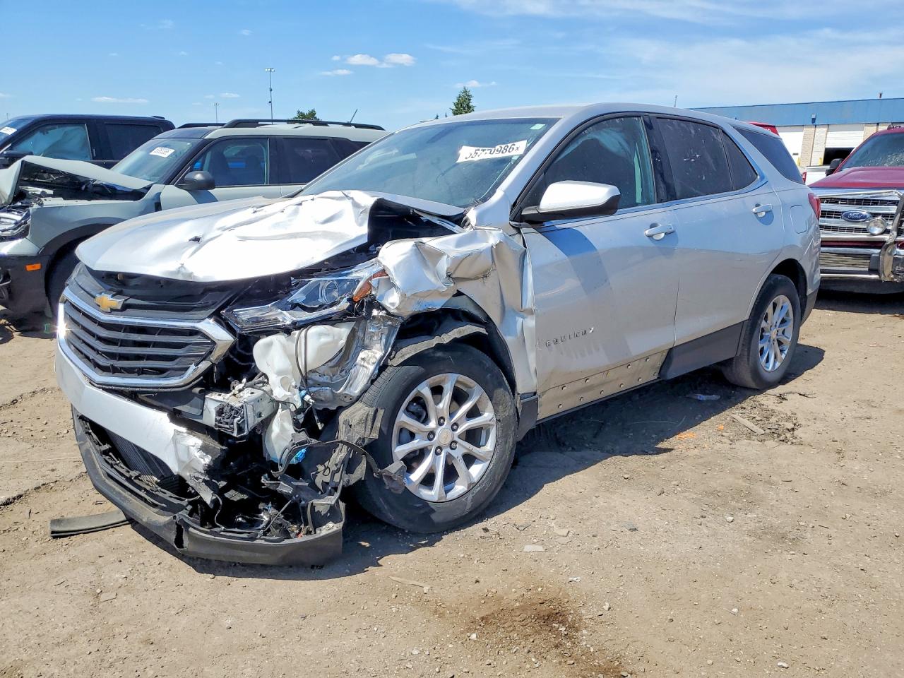 Salvage Chevrolet Equinox Image