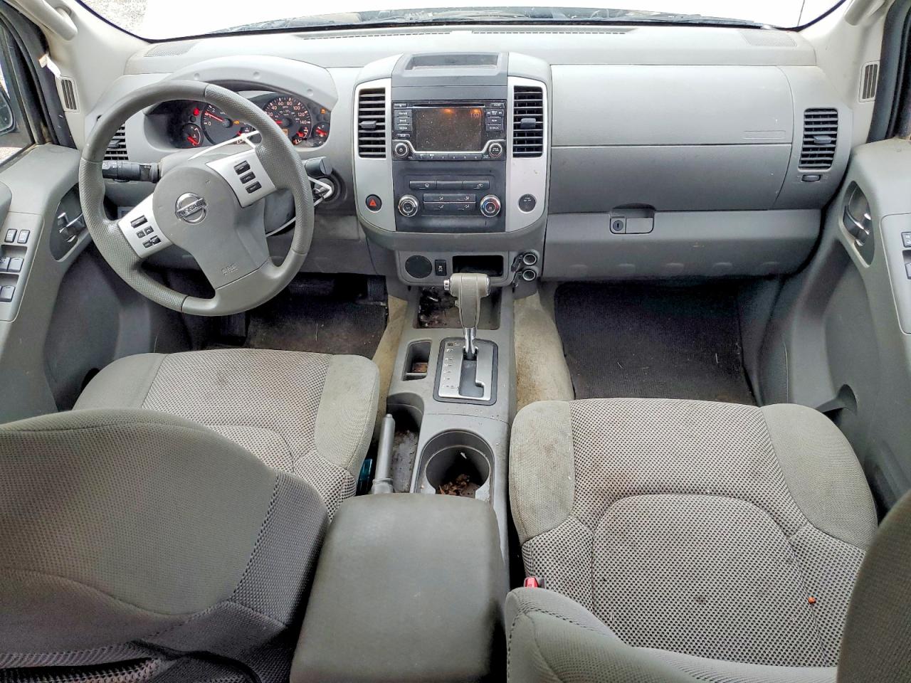 Nissan Frontier Sv