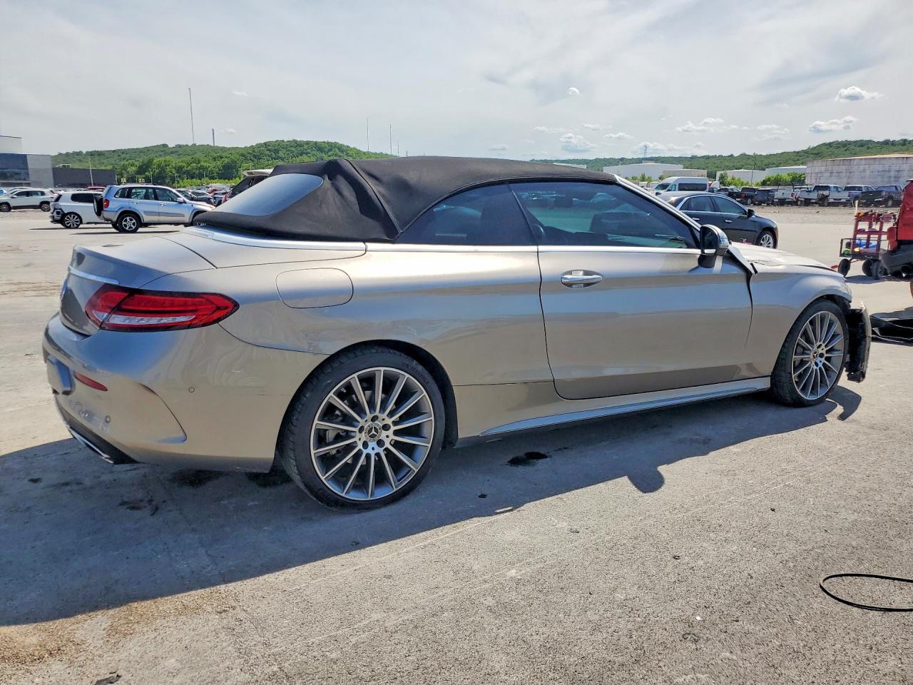 Mercedes-Benz C-Class 300