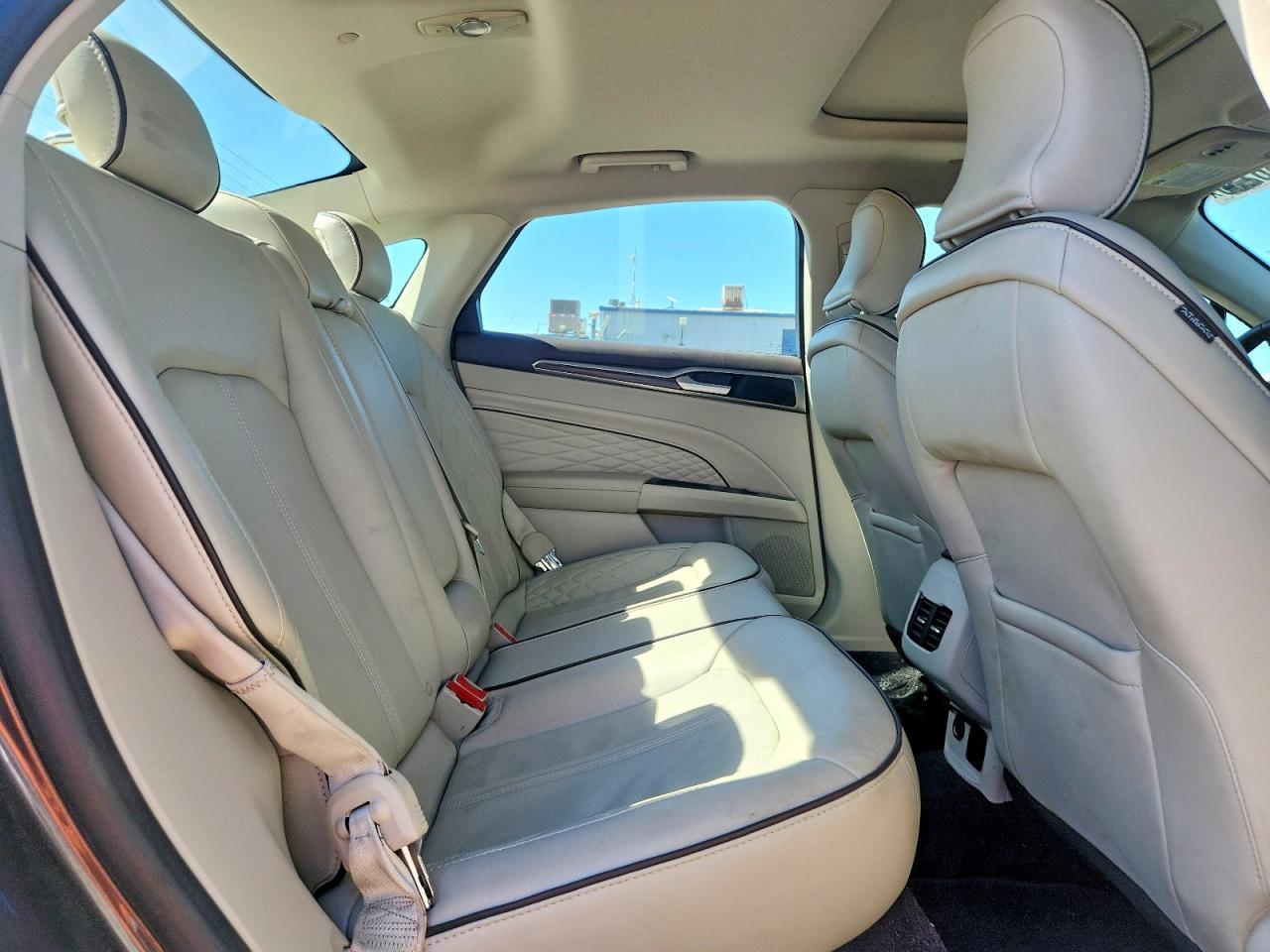 Ford Fusion Titanium Phev